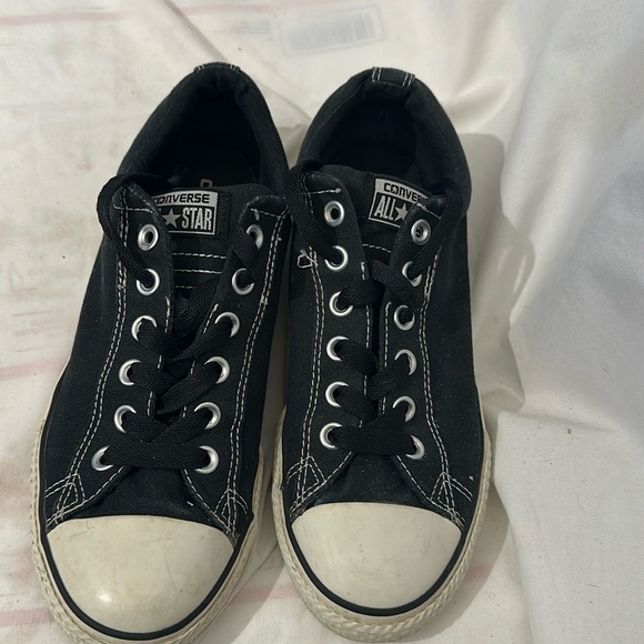 Converse Chuck Taylor All Star Low Top Sneakers – Black (Size - Picture 1 of 6